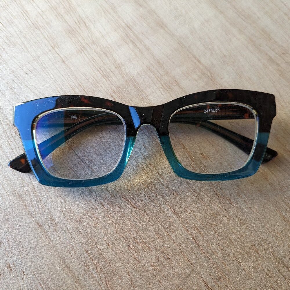 Reading glasses 2.50